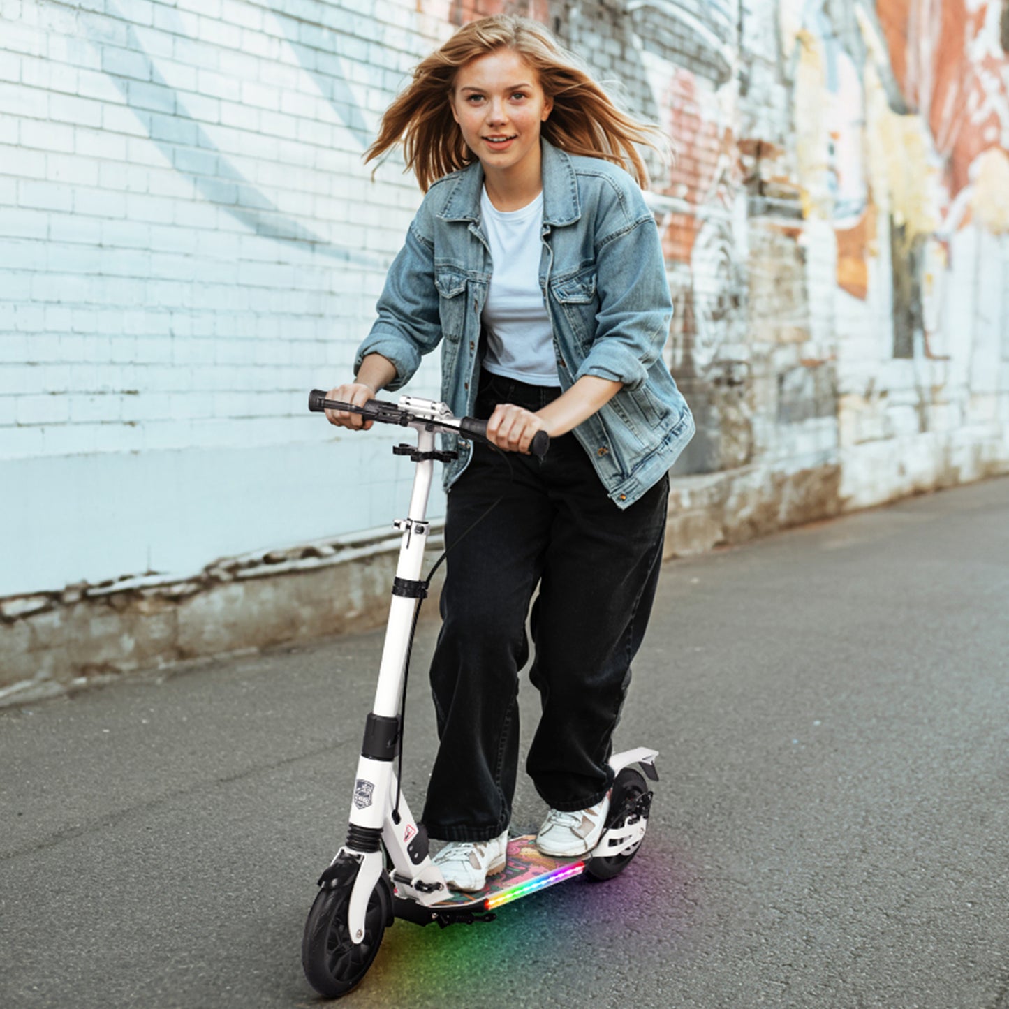 H.yeed Light Up Kick Scooter with Disc Brake White